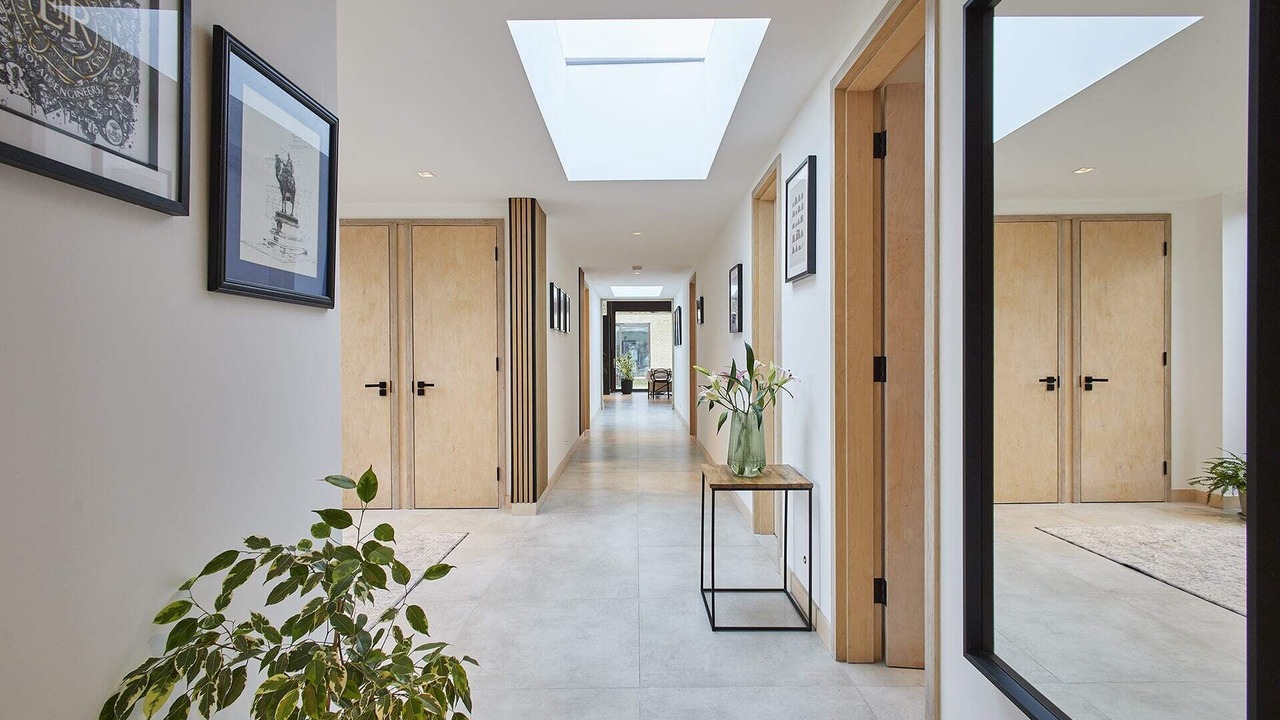 Photo of Others in Potter Brompton