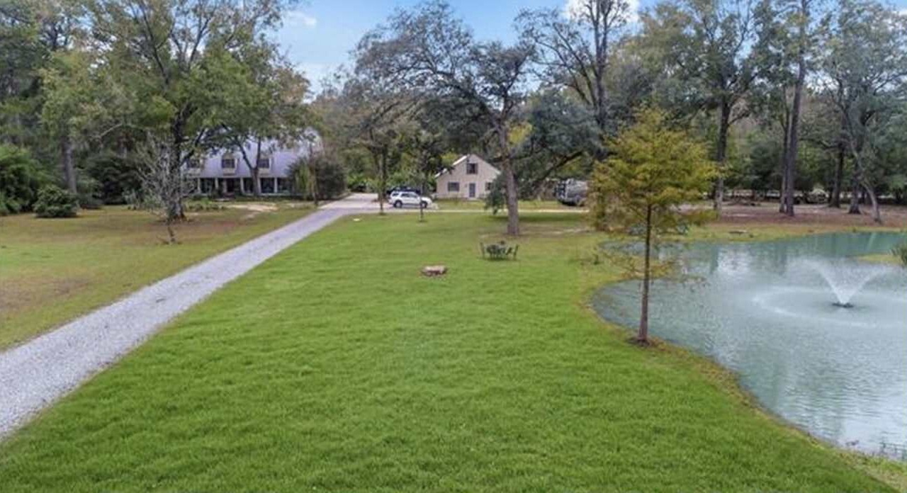 Photo of Outdoor in Madisonville