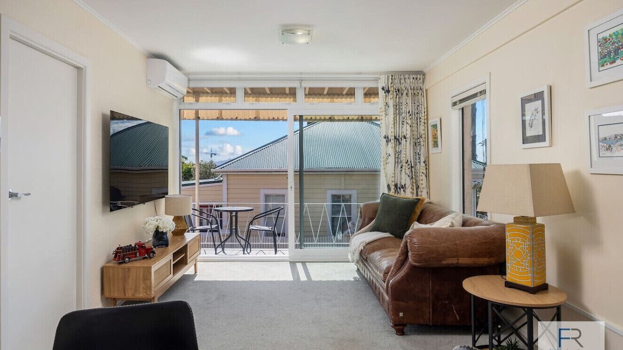 Photo of Livingroom in Birkenhead