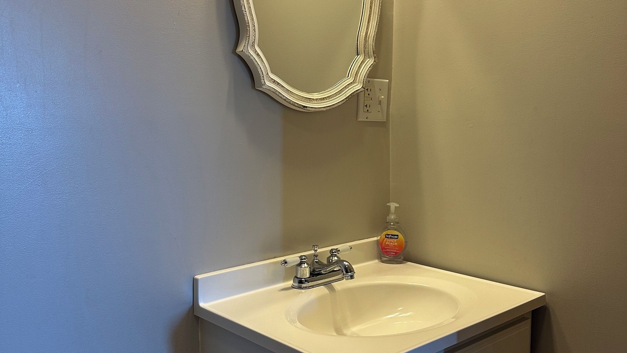 Photo of Bathroom in Alto Pass