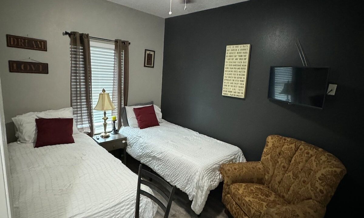 Photo of Bedroom in Northeast Houston