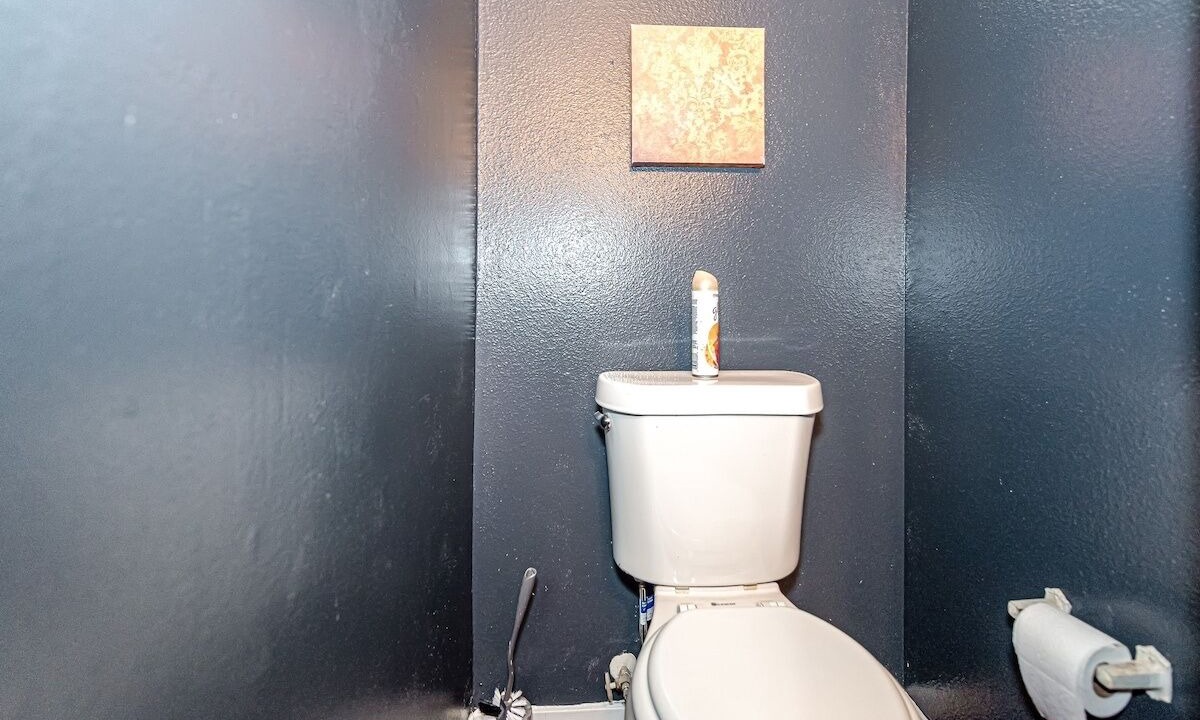 Photo of Bathroom in Sharpstown