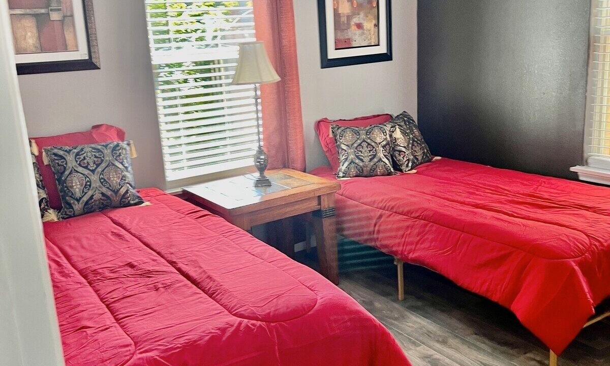 Photo of Bedroom in Northeast Houston