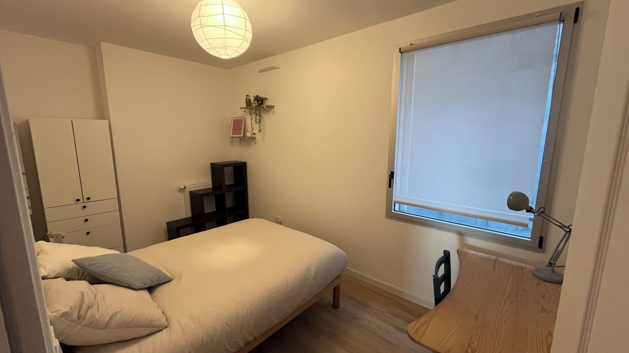 Photo of Bedroom in Republique - Les Ponts
