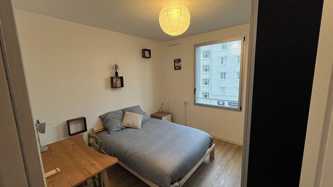 Photo of Bedroom in Republique - Les Ponts