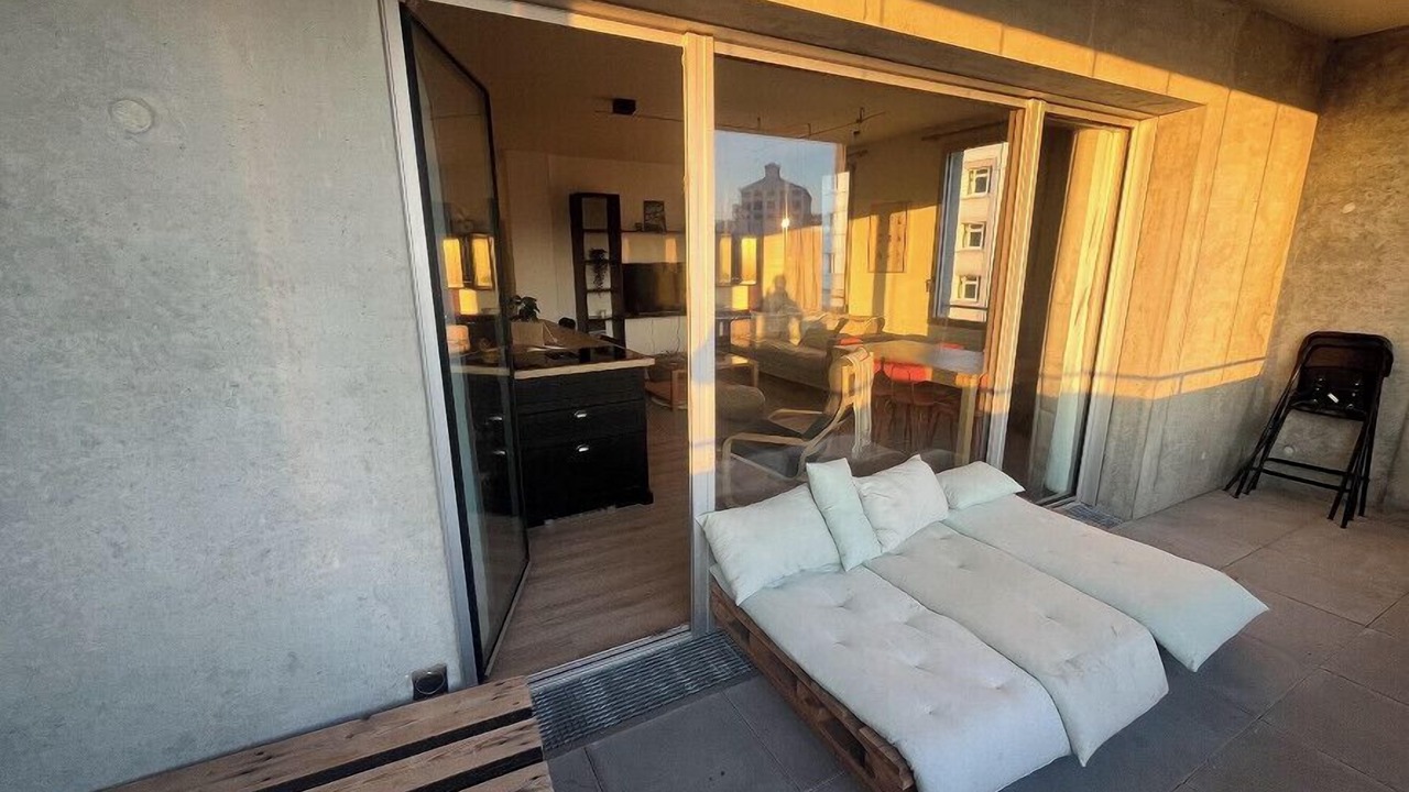 Photo of Patio Balcony in Republique - Les Ponts