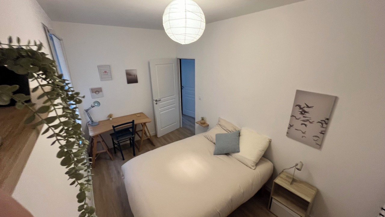 Photo of Bedroom in Republique - Les Ponts