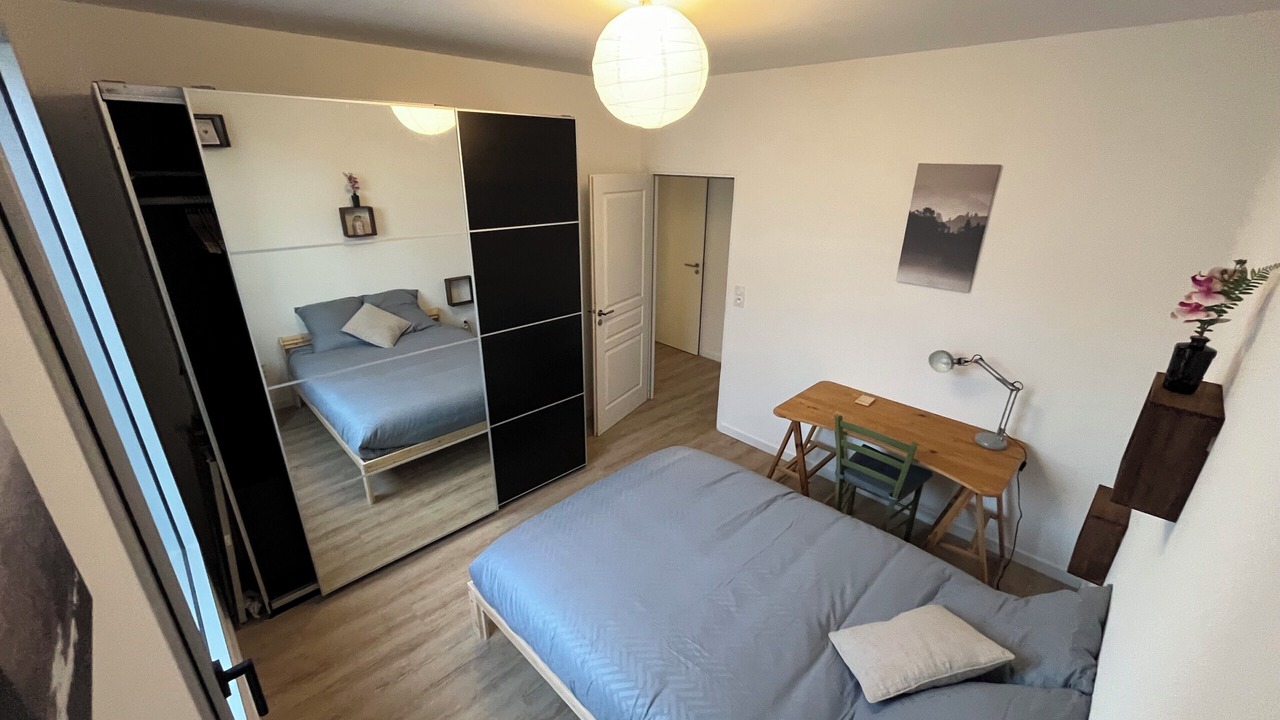 Photo of Bedroom in Republique - Les Ponts