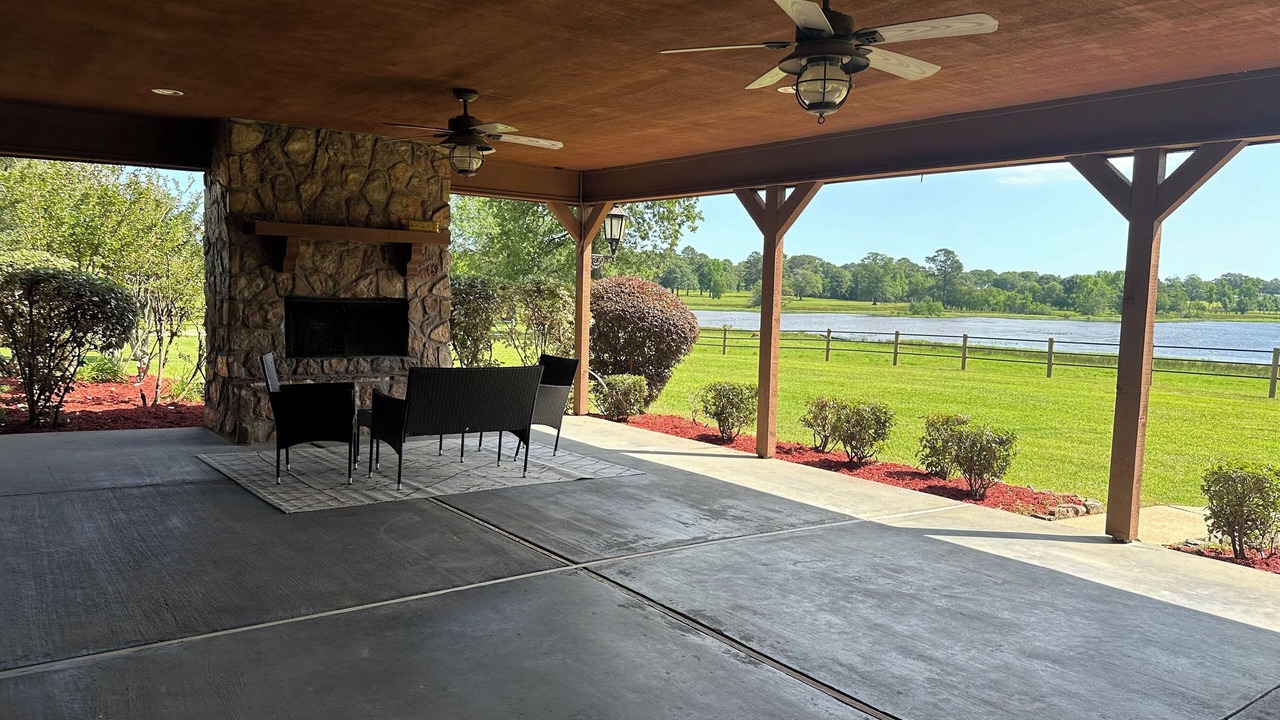 Photo of Patio Balcony in Shreveport