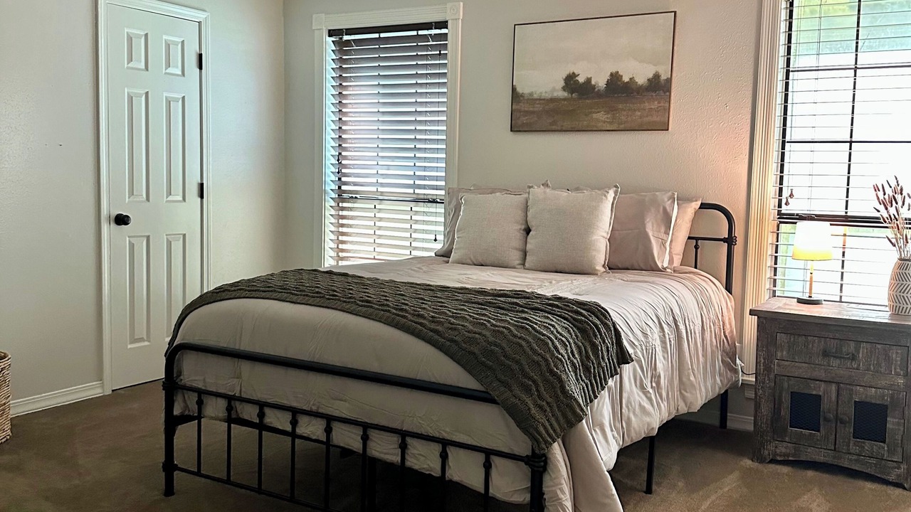 Photo of Bedroom in Shreveport