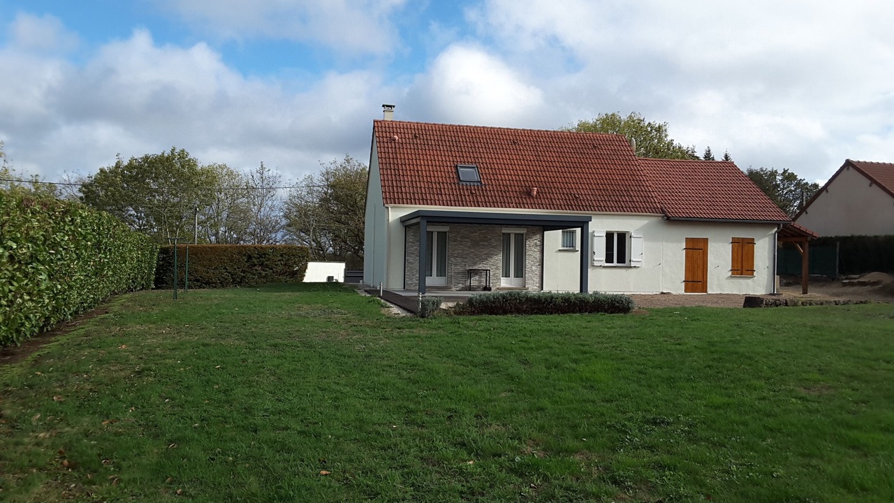 Photo of Outdoor in La Roche-en-Brenil