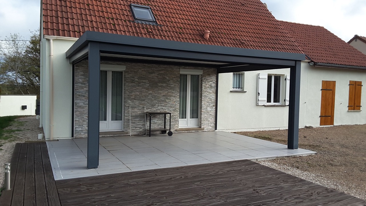 Photo of Outdoor in La Roche-en-Brenil