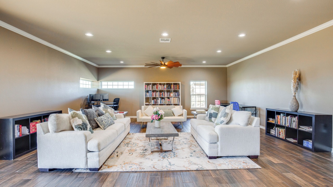 Photo of Bedroom in Sanger