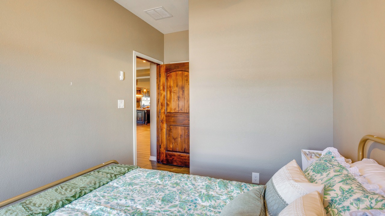 Photo of Bedroom in Sanger