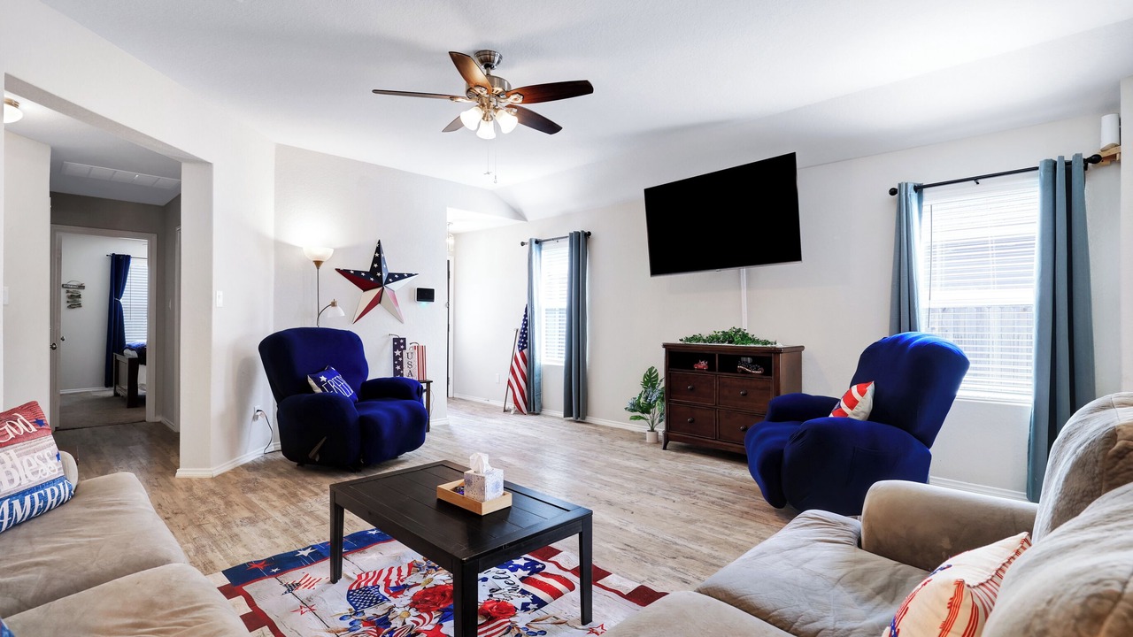Photo of Livingroom in West San Antonio