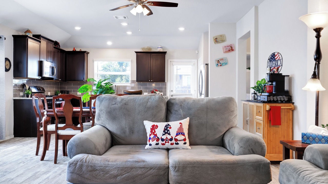 Photo of Livingroom in West San Antonio