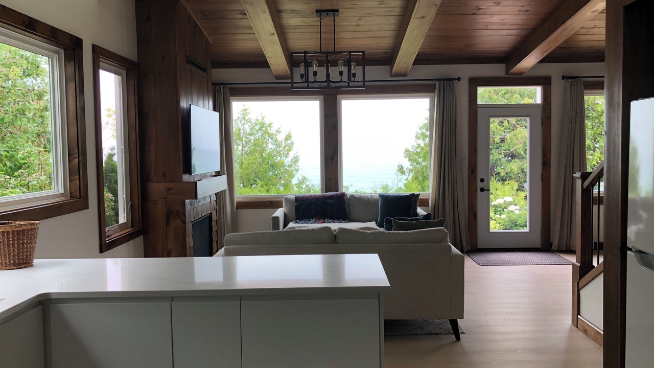 Photo of Livingroom in Kincardine
