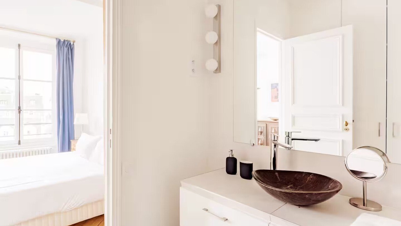 Photo of Bathroom in Quartier de la Monnaie