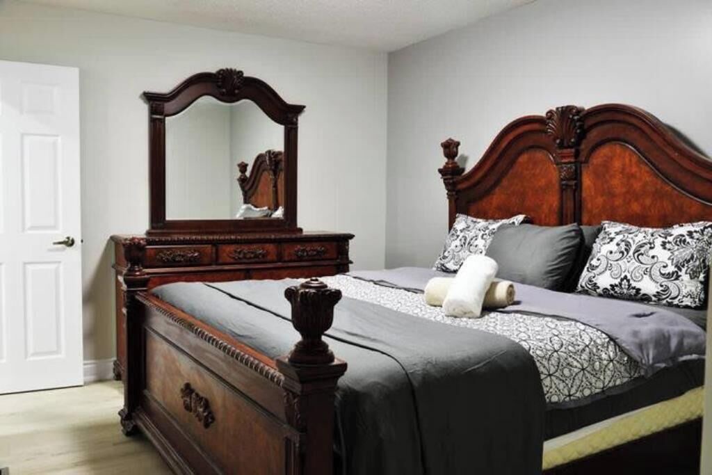 Photo of Bedroom in Dongola