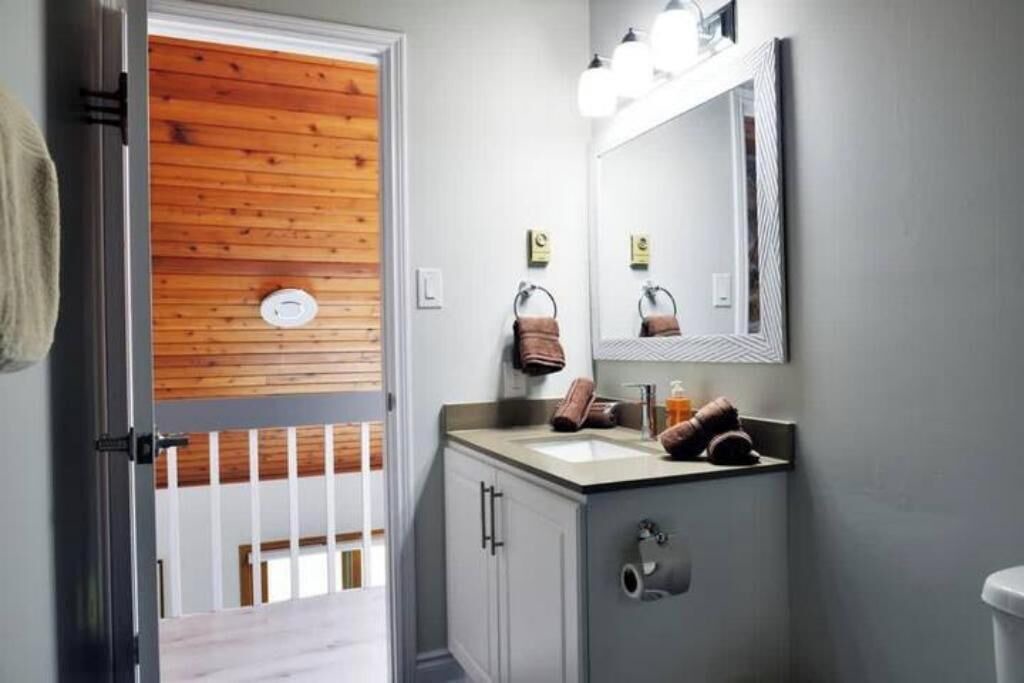 Photo of Bathroom in Dongola
