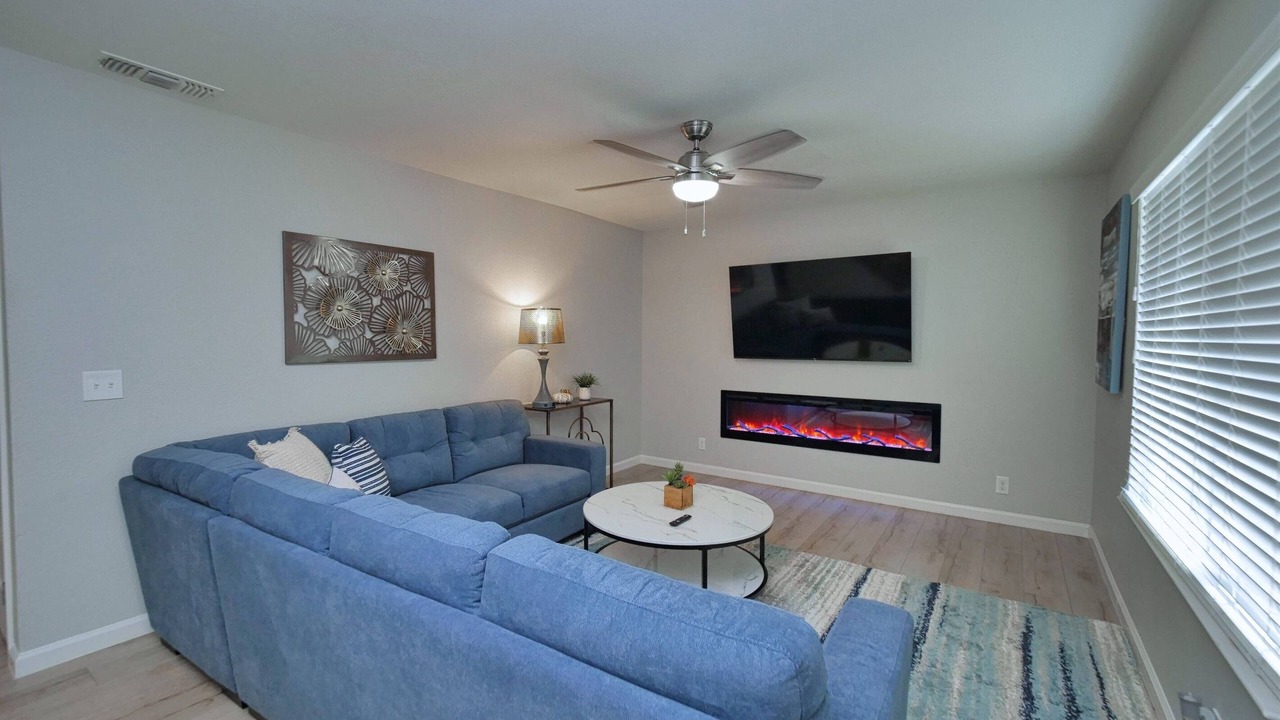Photo of Livingroom in Sacramento