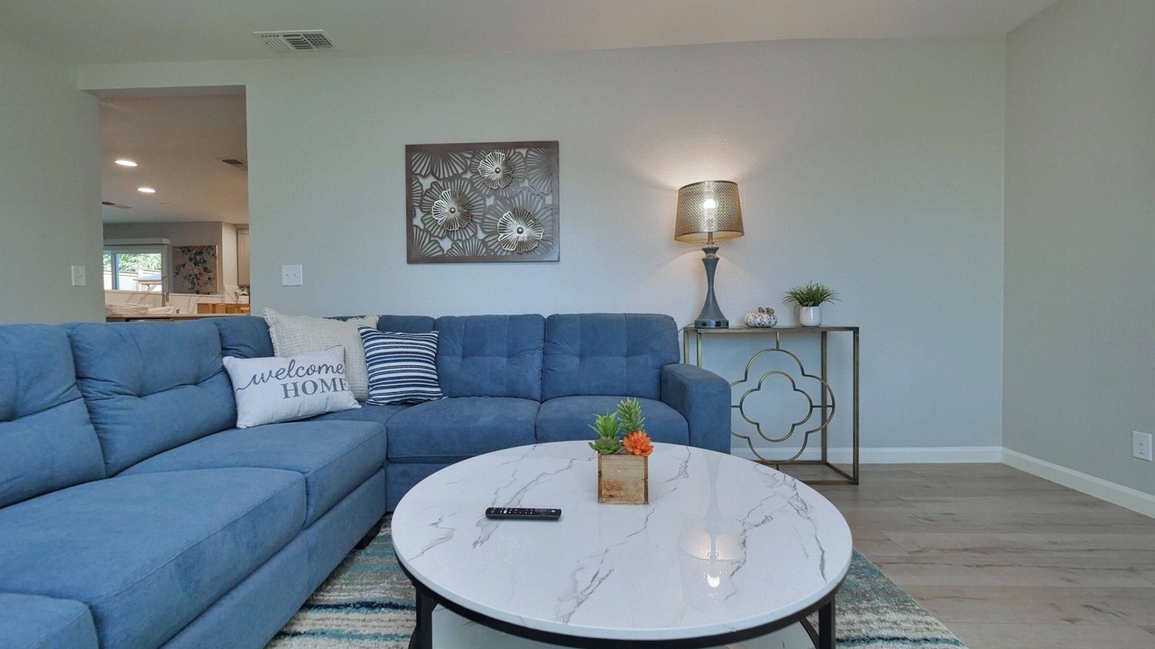 Photo of Livingroom in Sacramento