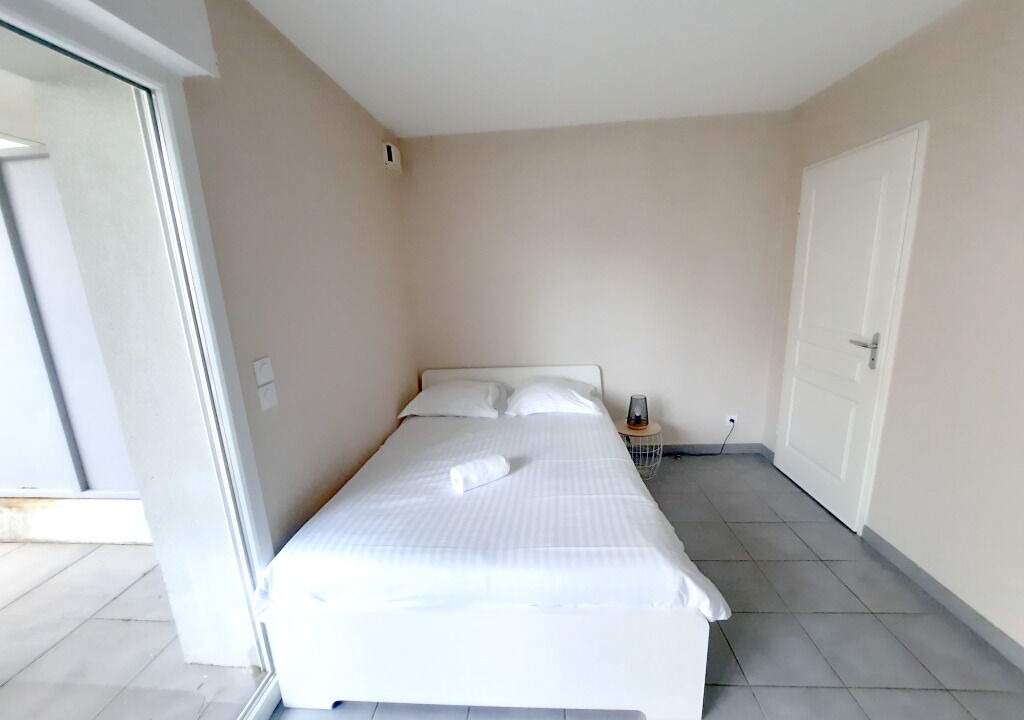 Photo of Bedroom in Pouilly