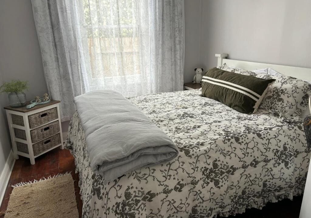 Photo of Bedroom in Rotoorangi