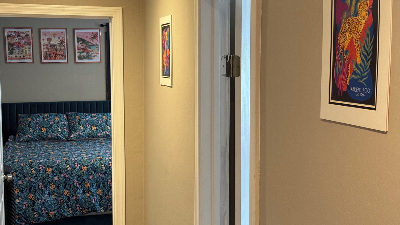 Photo of Bedroom in Sayles Blvd. Area