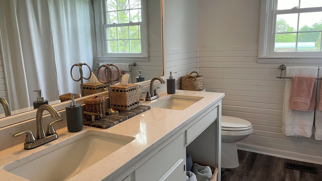 Photo of Bathroom in El Dorado Springs