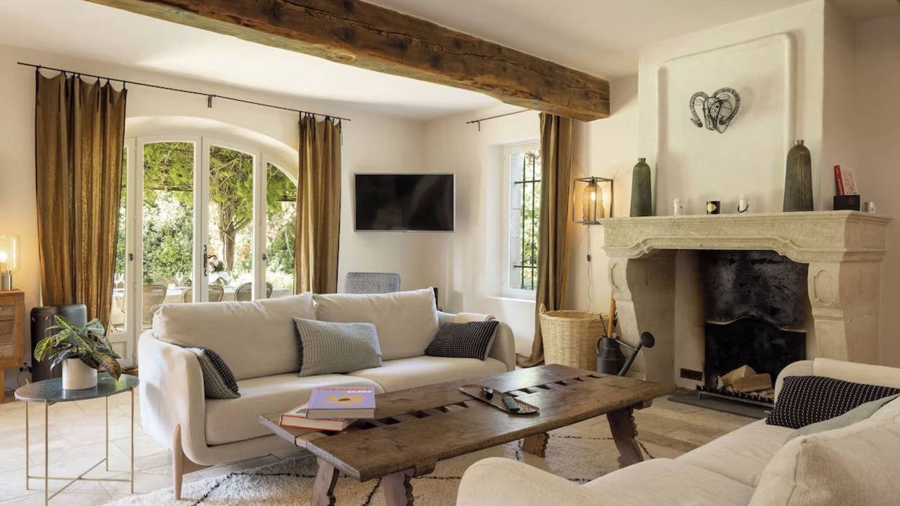 Photo of Livingroom in Paradou