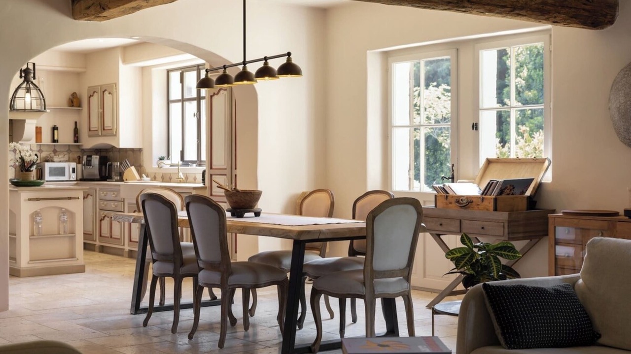 Photo of Others in Paradou