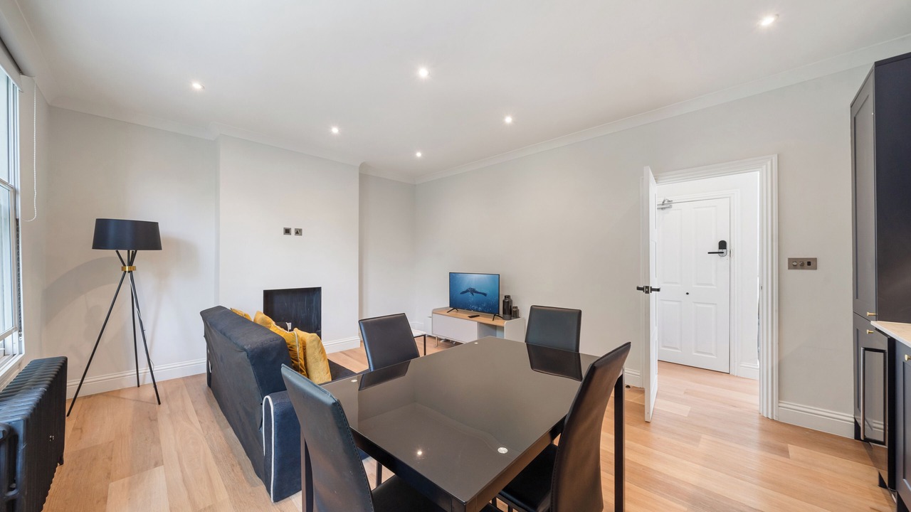 Photo of Others in Sands End