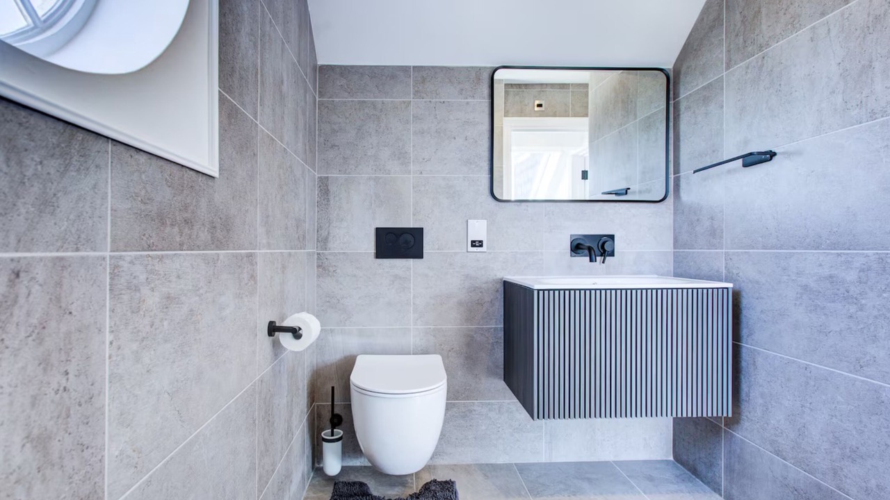 Photo of Bathroom in Sands End