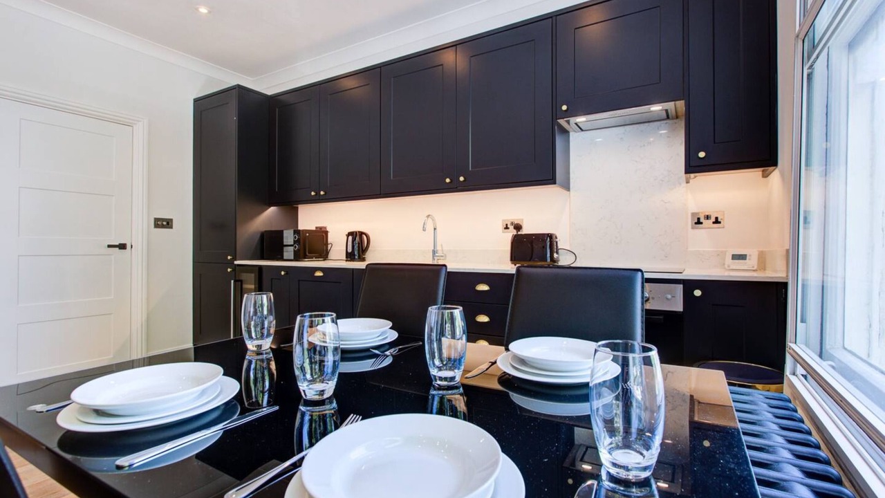 Photo of Kitchen in Sands End