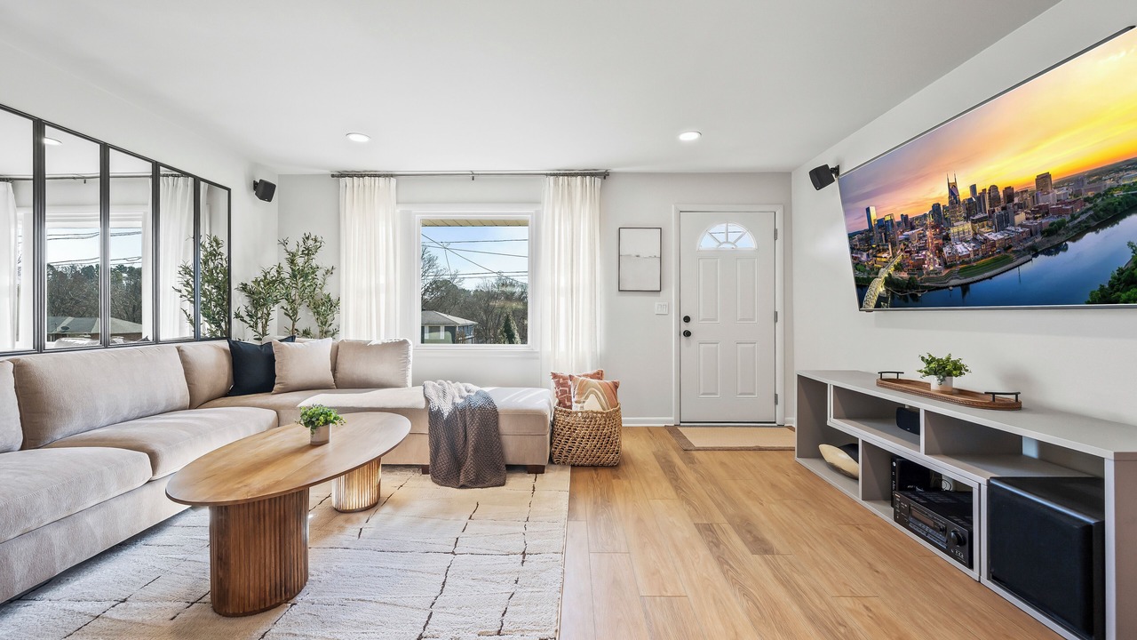 Photo of Livingroom in Nashville