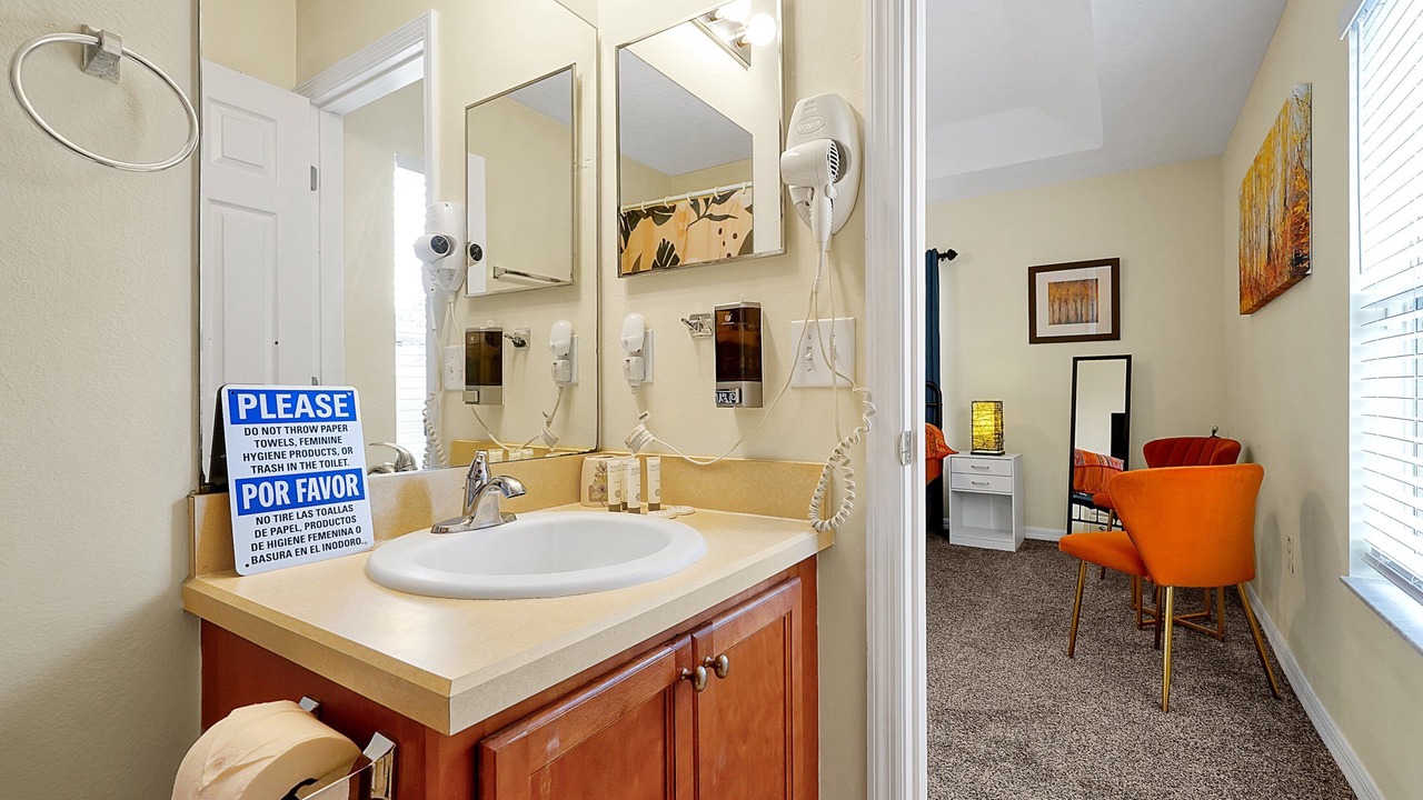 Photo of Bathroom in Crestwynd Bay