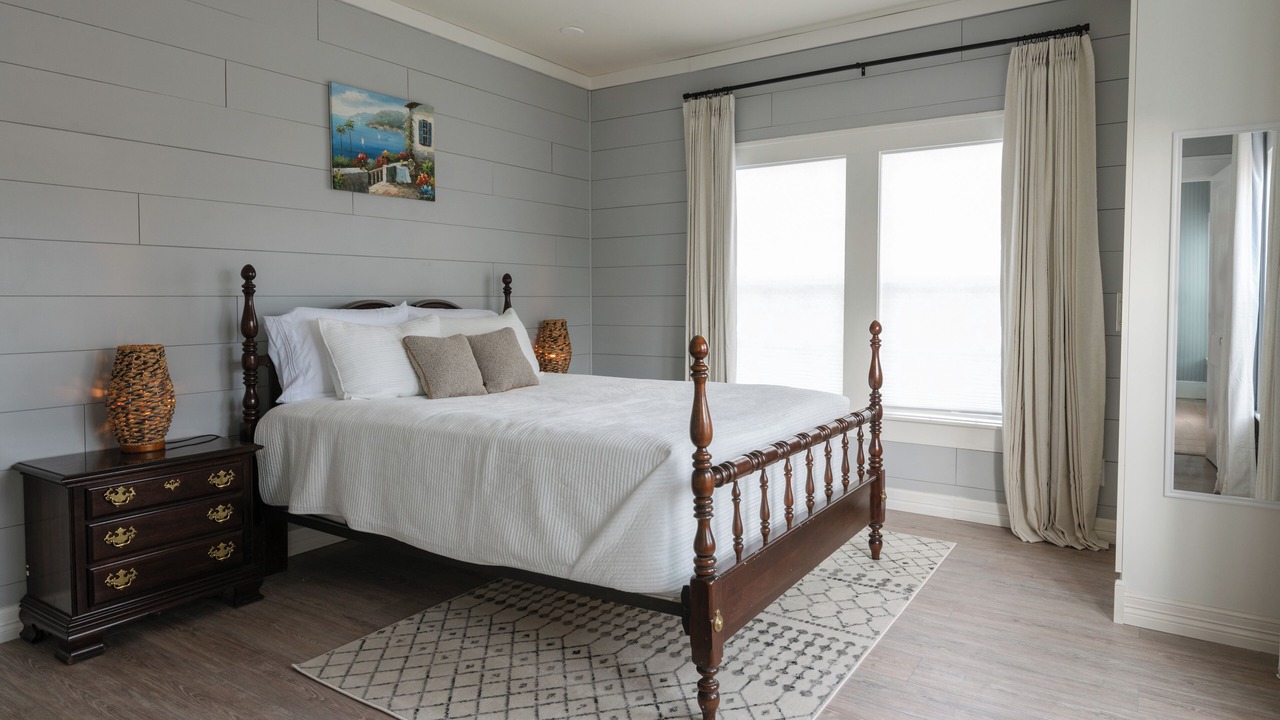 Photo of Bedroom in Del Mar