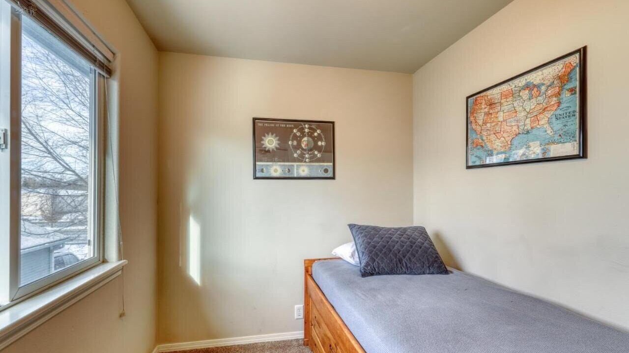 Photo of Bedroom in Veterans Park