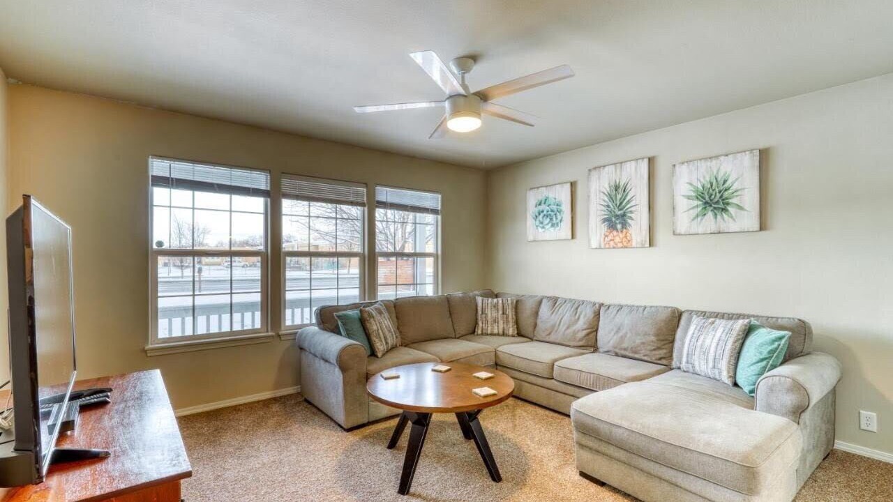 Photo of Livingroom in Veterans Park