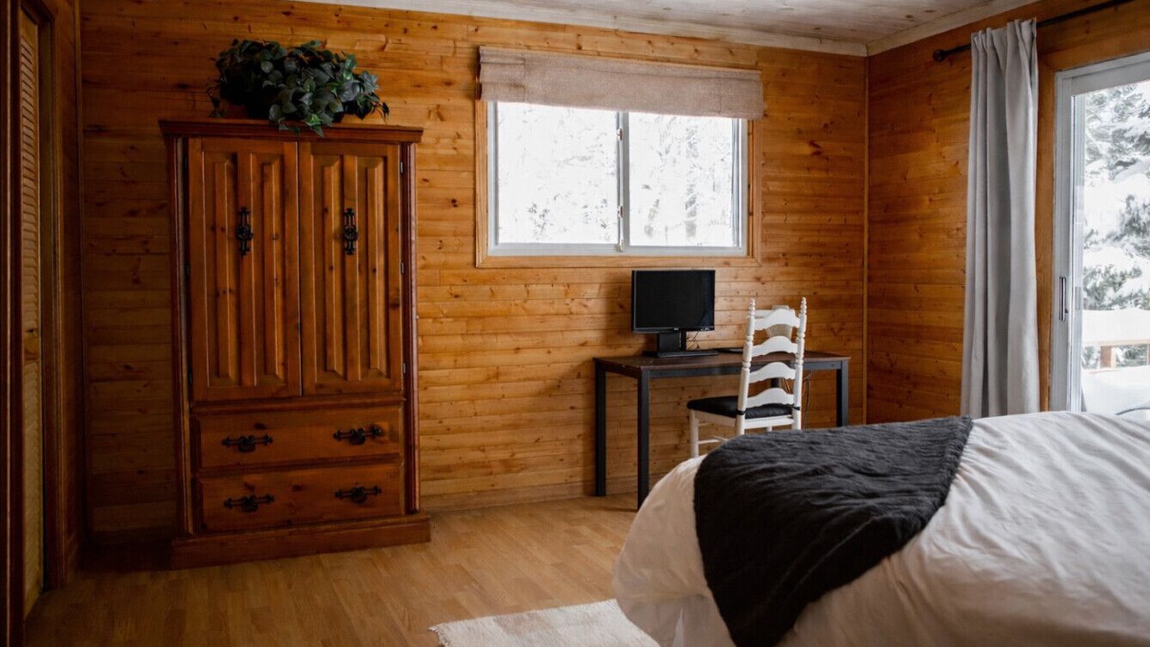 Photo of Bedroom in Magnetawan