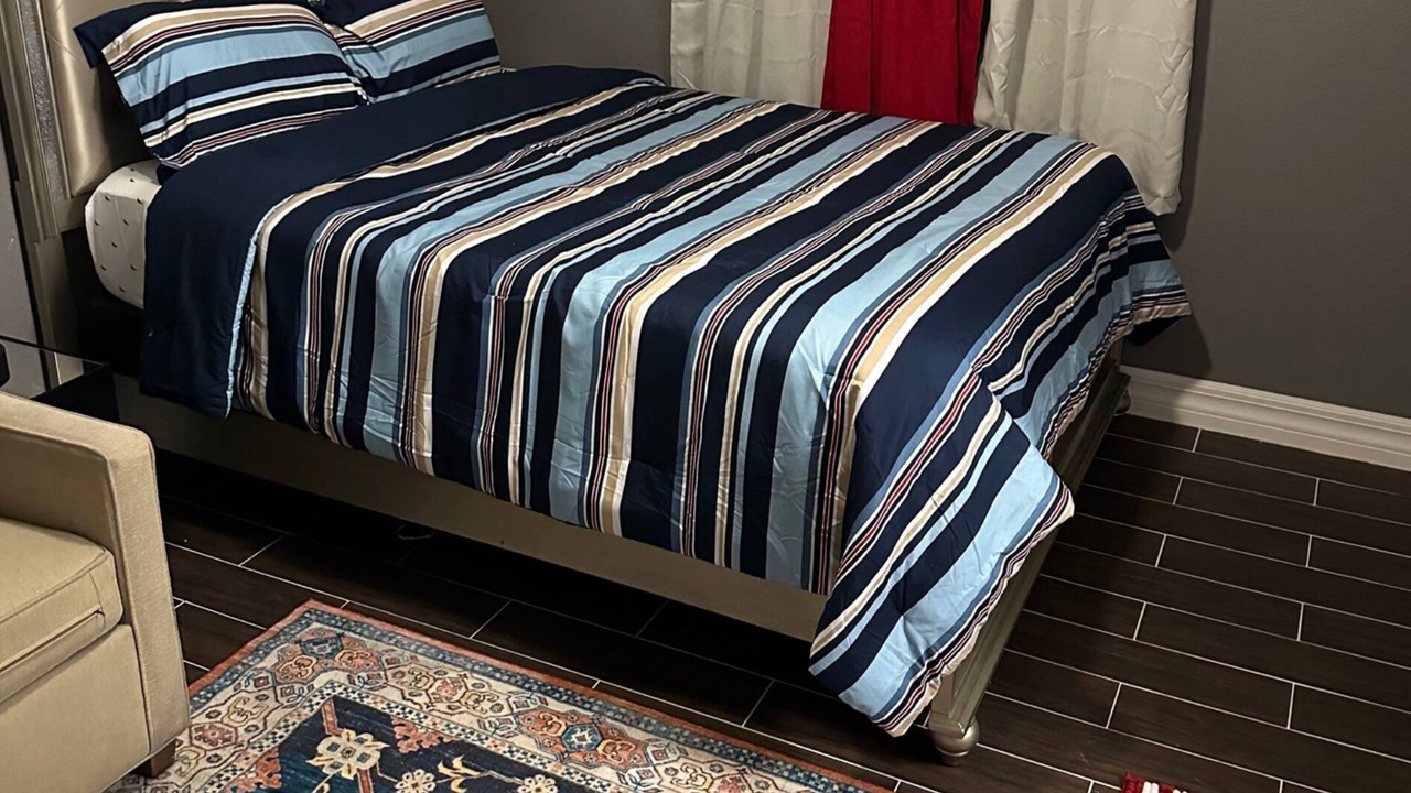 Photo of Bedroom in Oak Ridge