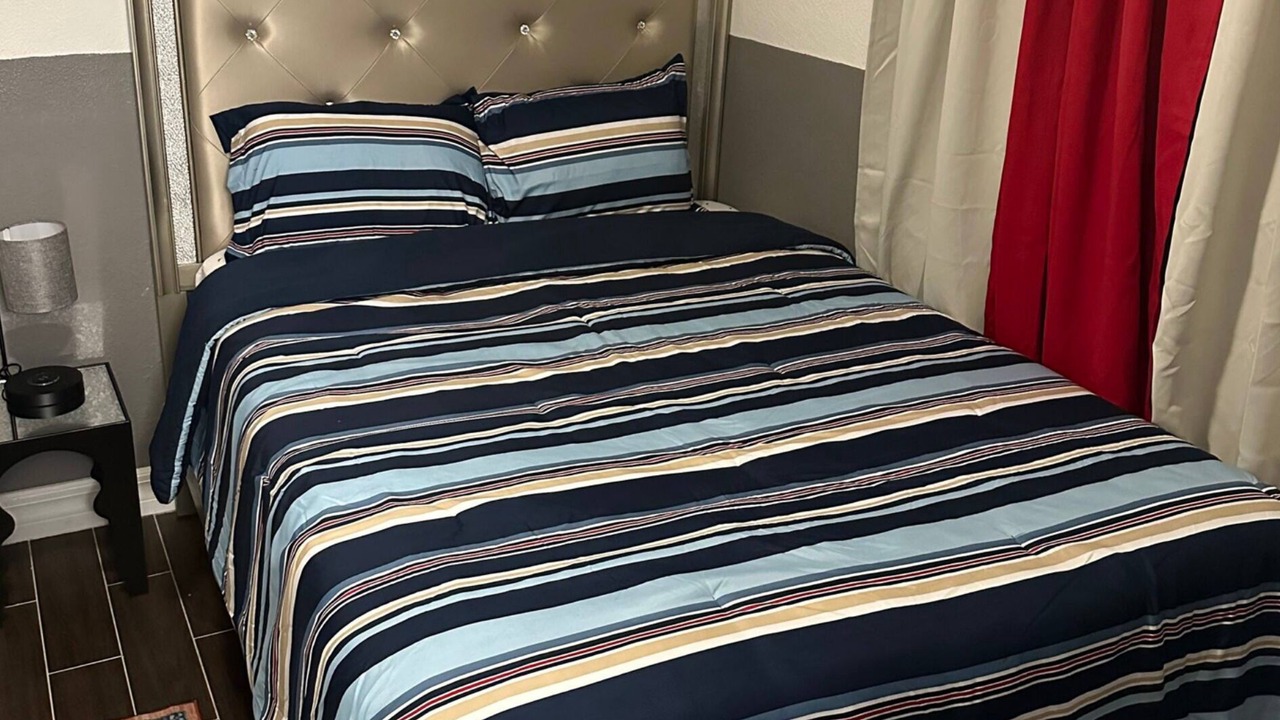 Photo of Bedroom in Oak Ridge