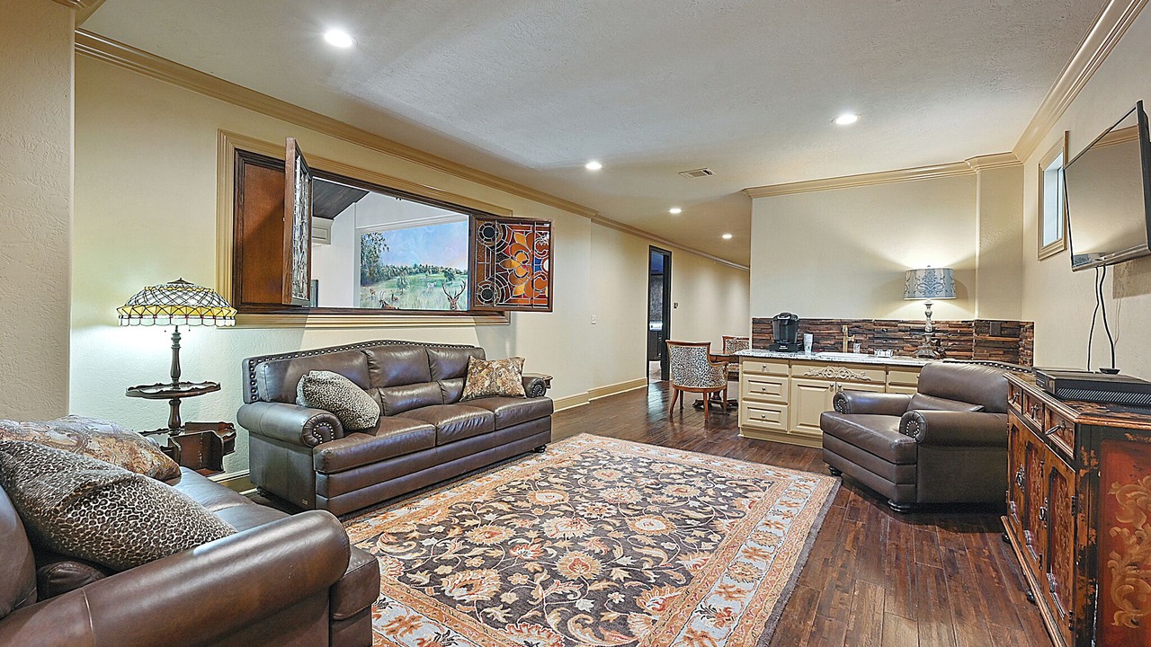 Photo of Livingroom in Brazos Valley