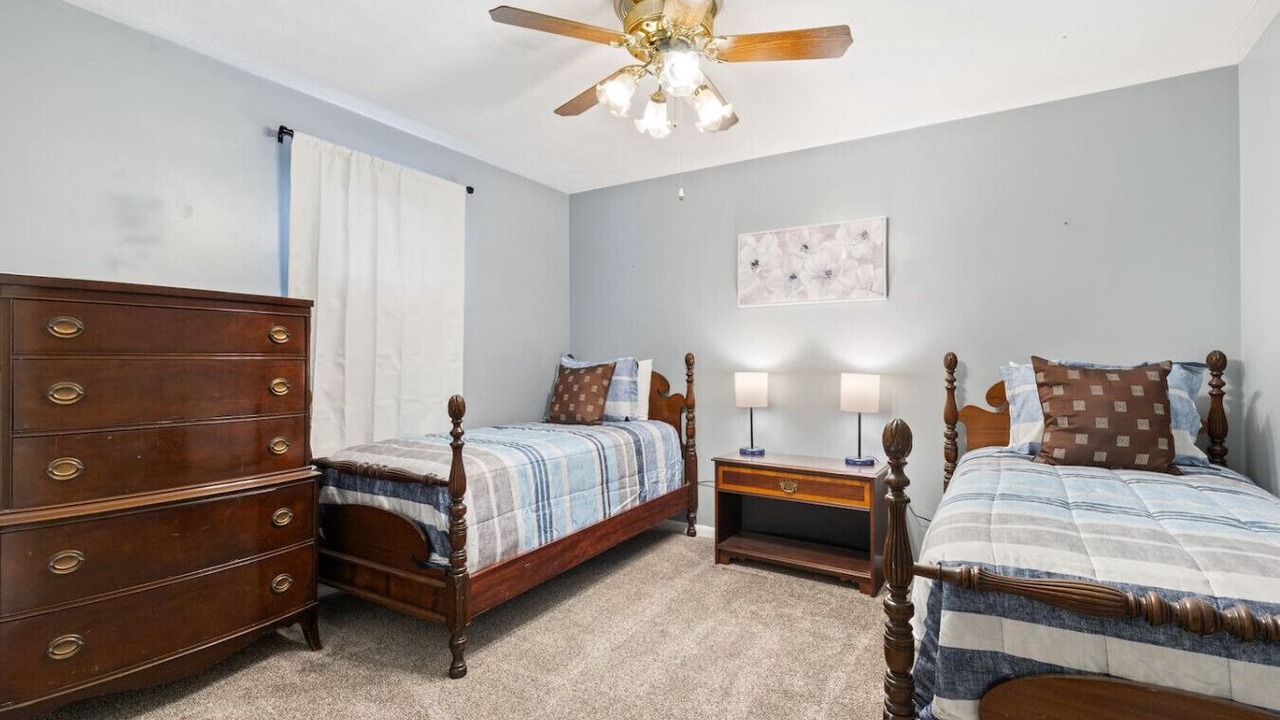 Photo of Bedroom in Batavia