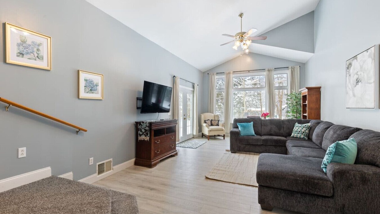 Photo of Livingroom in Batavia