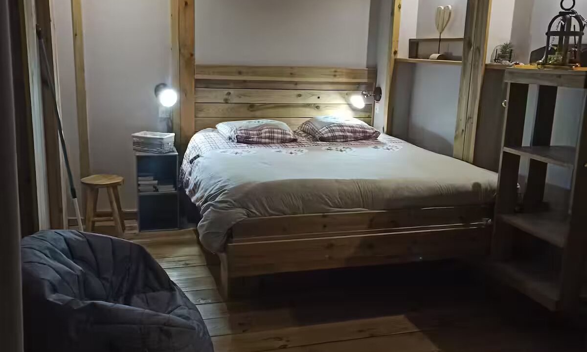 Photo of Bedroom in Enquin-sur-Baillons
