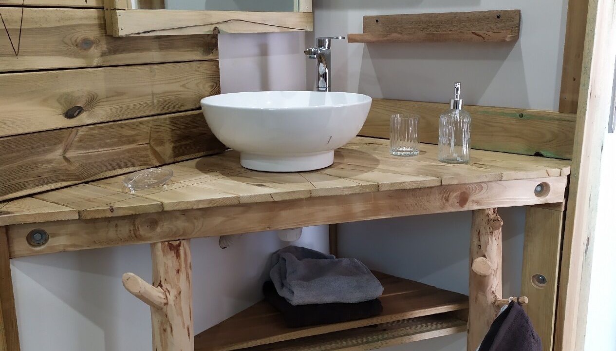 Photo of Bathroom in Enquin-sur-Baillons