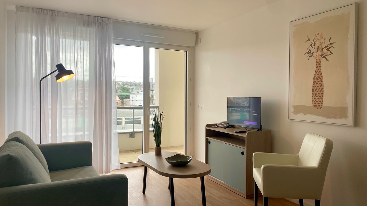 Photo of Livingroom in La Varenne Saint-Hilaire