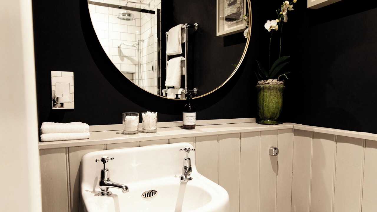 Photo of Bathroom in Ashburton